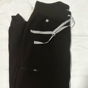 Figs black joggers small